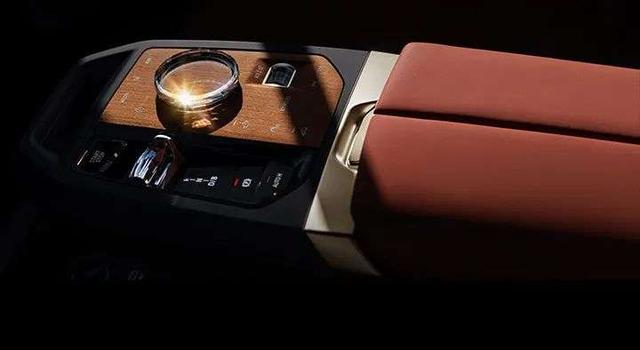 创新BMW iX：“未来豪华”触手可及