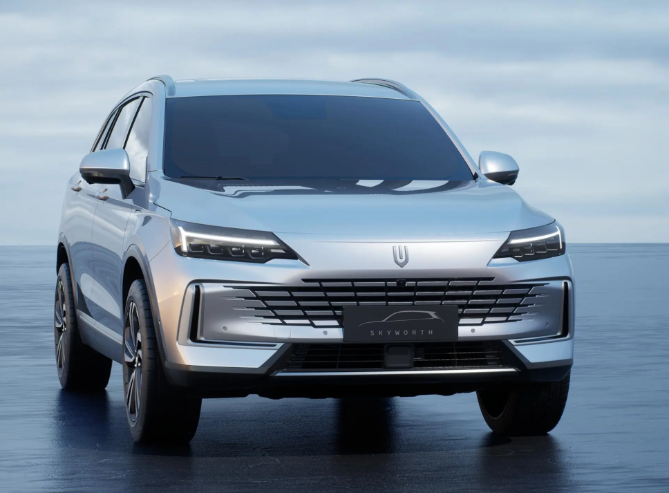 使用比亚迪DM-i，创维HT-i/EV6同步开启预售，真直男审美？