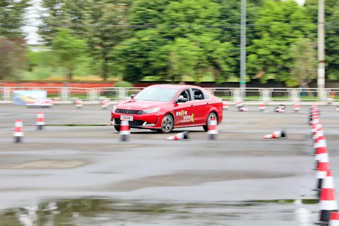 凯翼轩度：知名度不够，靠价格和实力来凑能不能行？