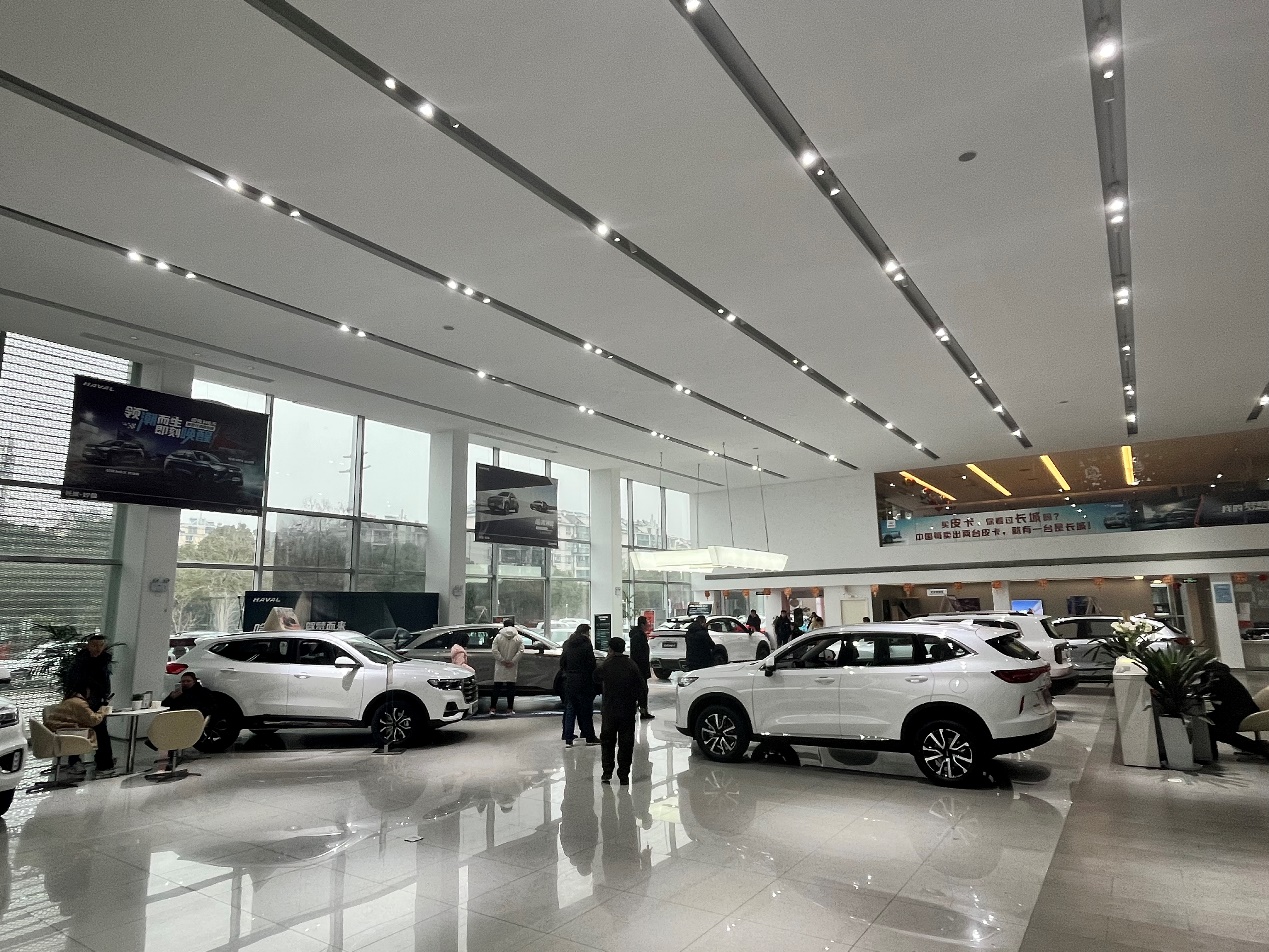 长安汽车4S店探店：自主品牌购车体验全记录