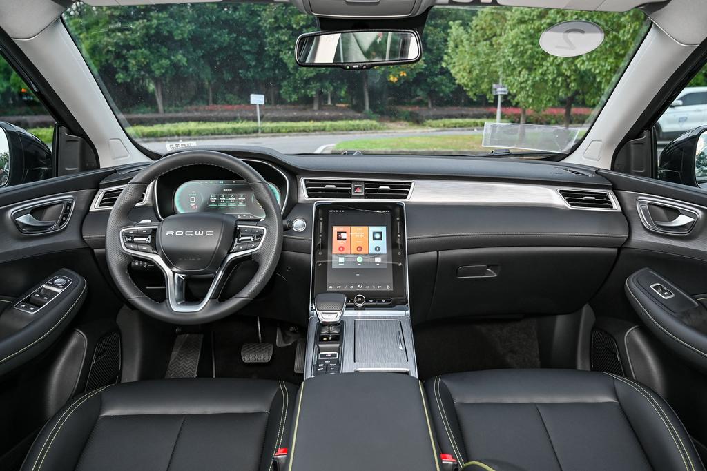 eRX5满足国六排放标准 售价区间为17.59-19.99万元