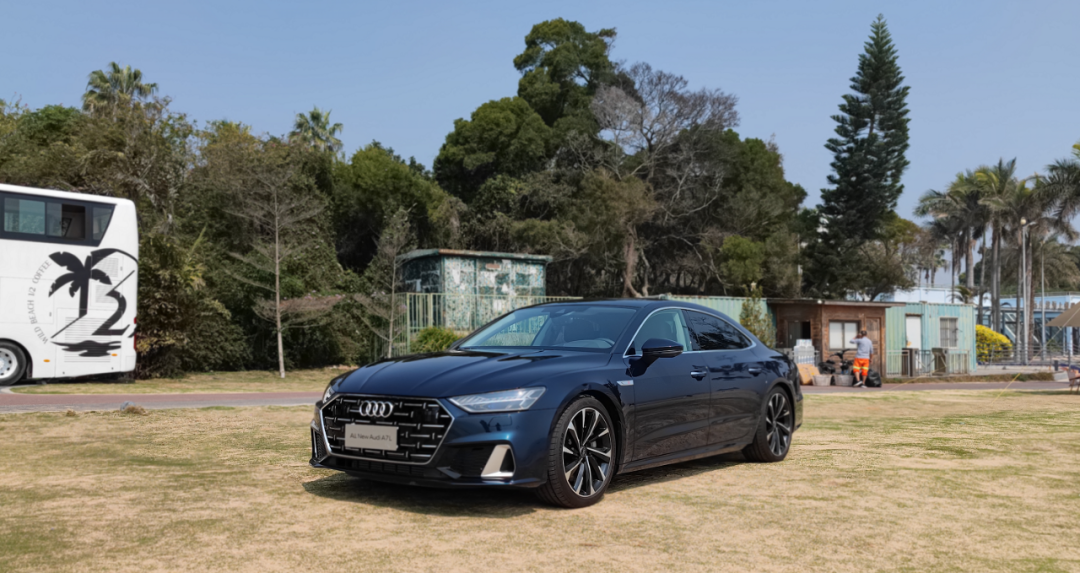 3.0T+空气悬挂，行政级轿车之巅！试驾上汽奥迪A7L