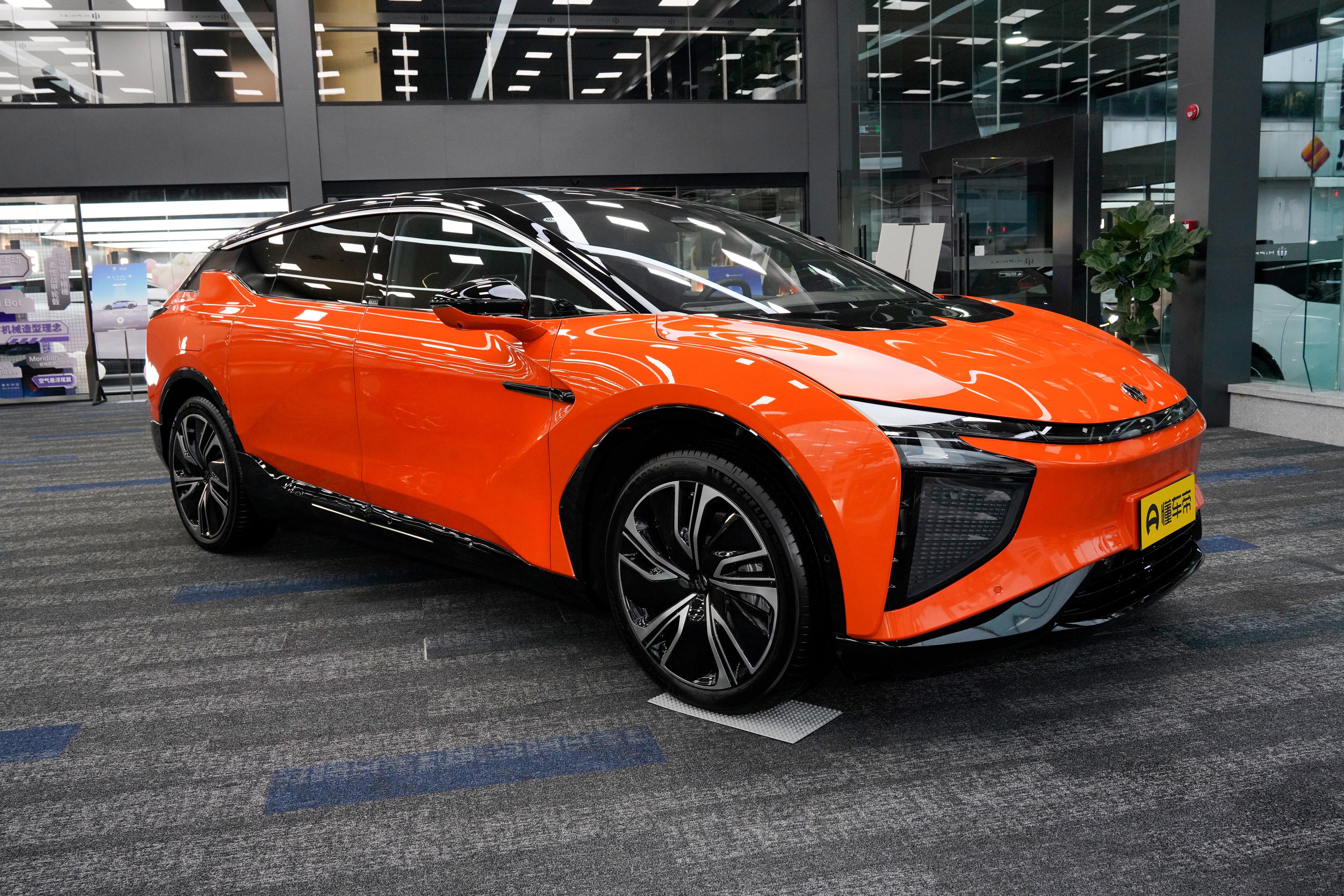 国产轿跑SUV，指导价62万元，这车到底有多“豪横”