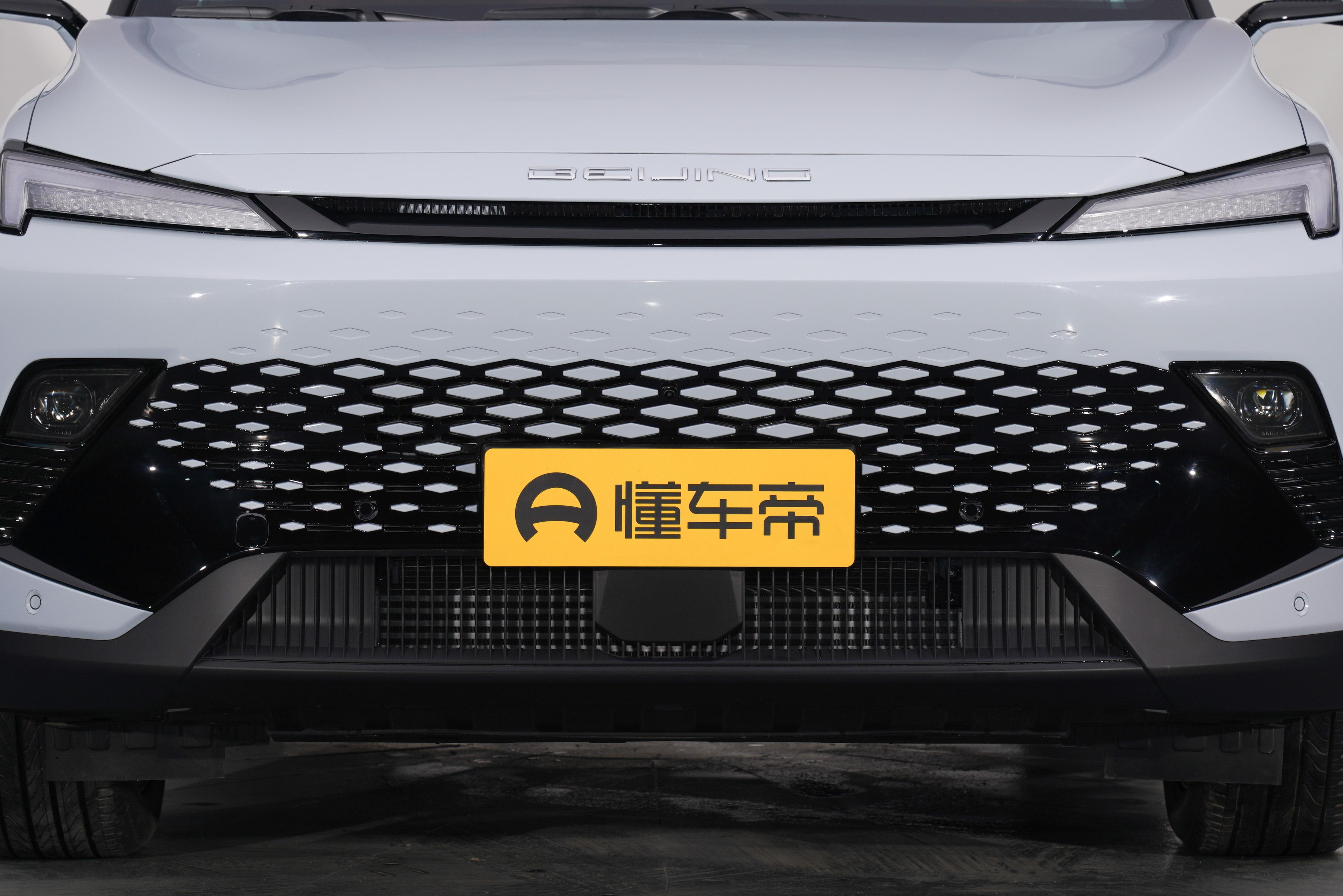 新车｜智能化成主旋律，科技配置有亮点，实拍北京汽车魔方