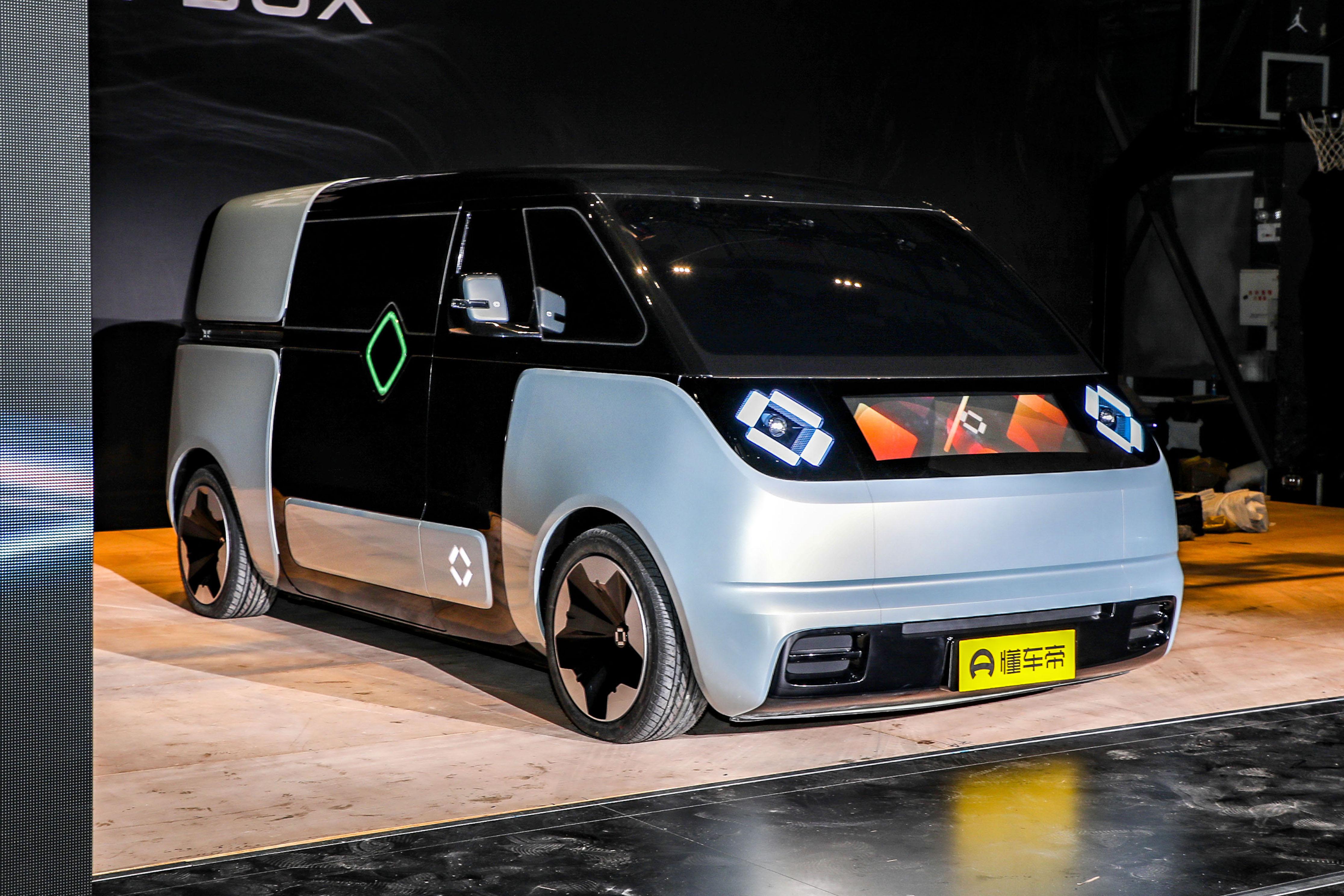 新车 | 极简设计风格，2023年亮相！优步定制车Arrival Car最新官图