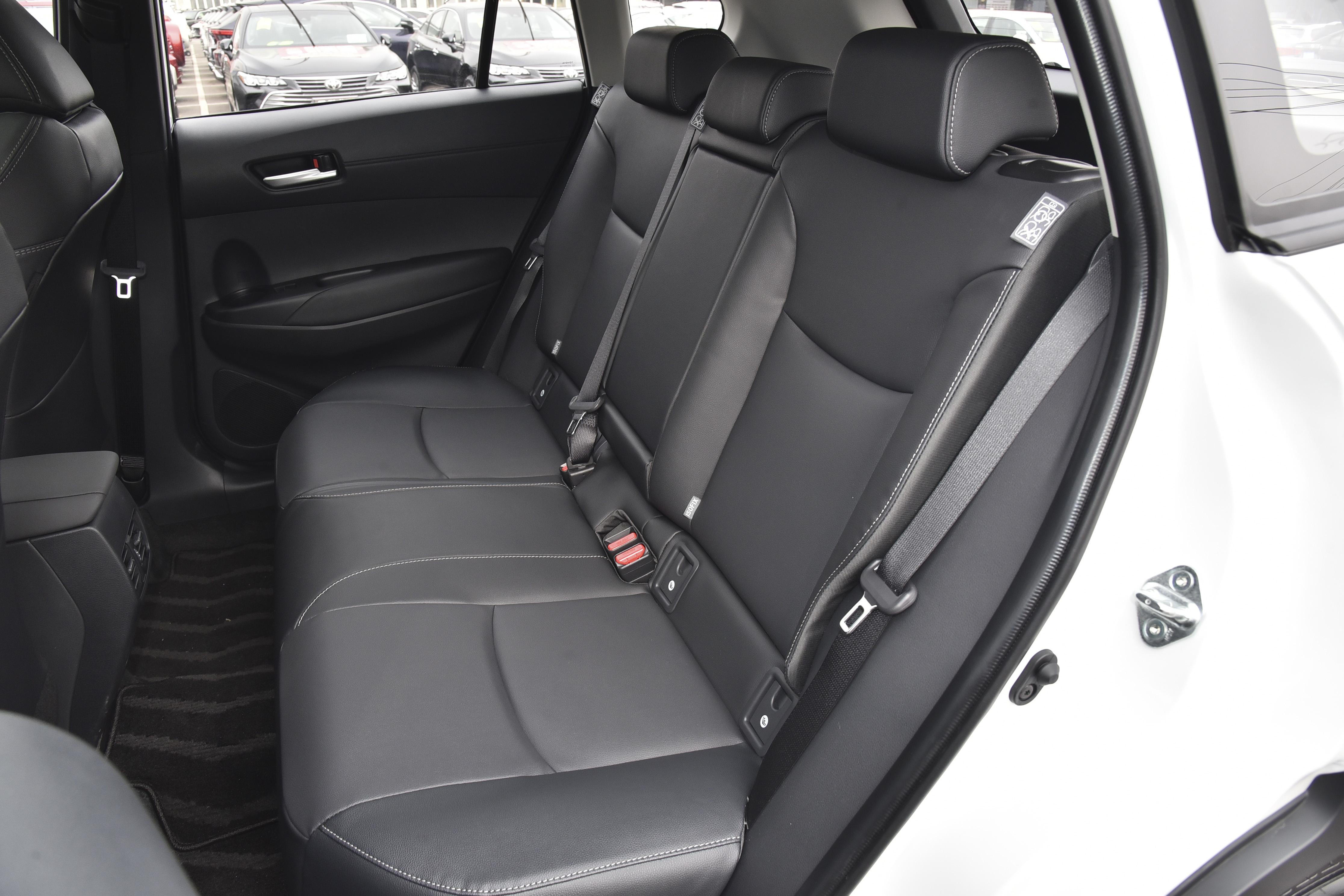 卡罗拉锐放2022款报价及图片(卡罗拉锐放:搭载2.