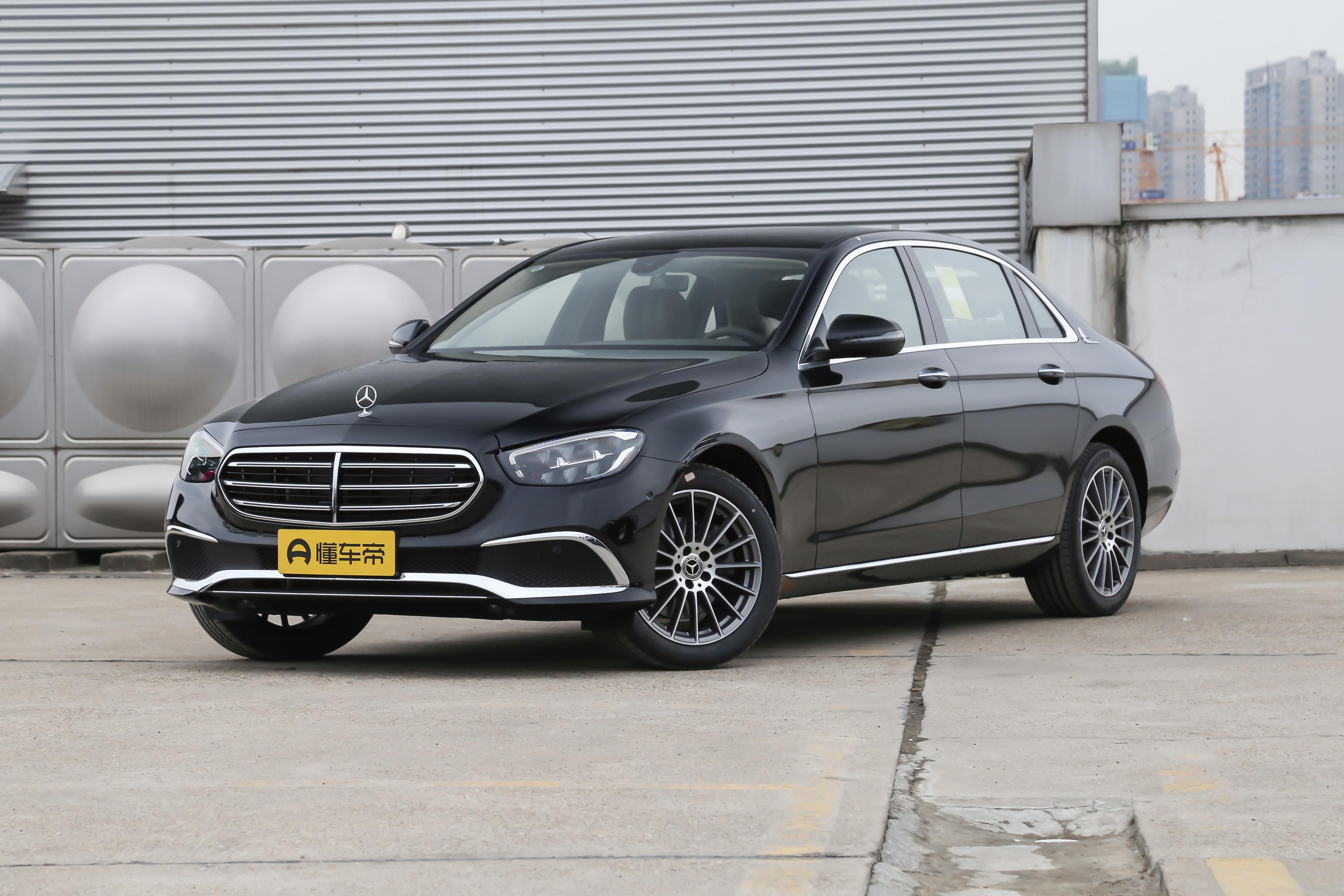 新车 | 细节设计更运动，或配备MBUX Hyperscreen！全新奔驰E级谍照