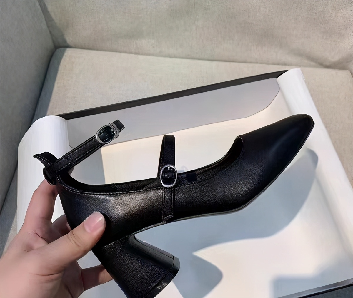 女鞋码225是35还是36？记住三个小细节，让你选出合适的鞋子