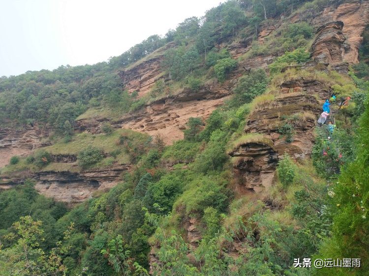 马龙到曲靖要多久(昆明走进自然户外｜香炉山穿越滴翠山，曲靖马龙雨中行，别有滋味)