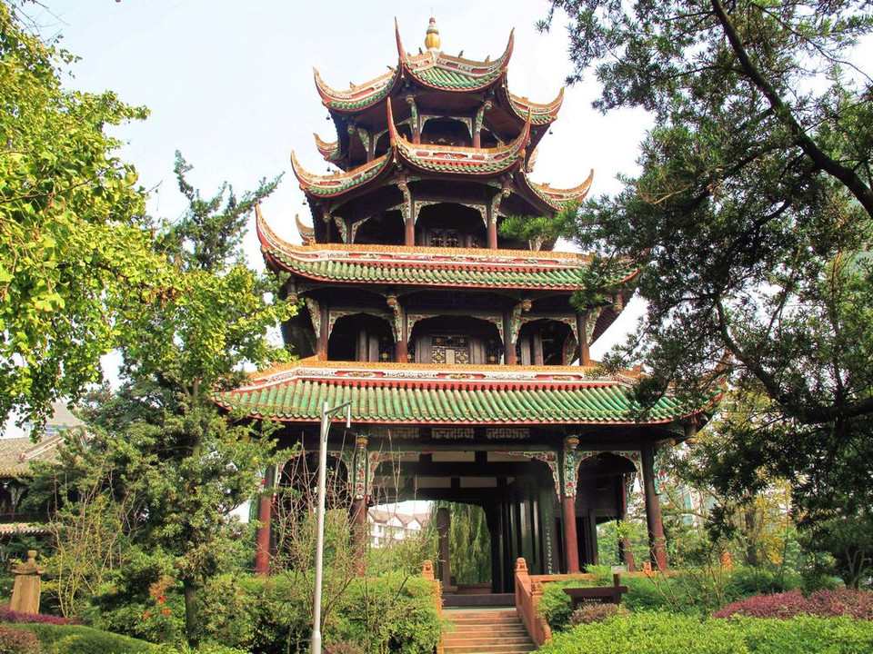 望江楼,望江流,望江楼上望江流,江楼千古,江流千古.有了下联