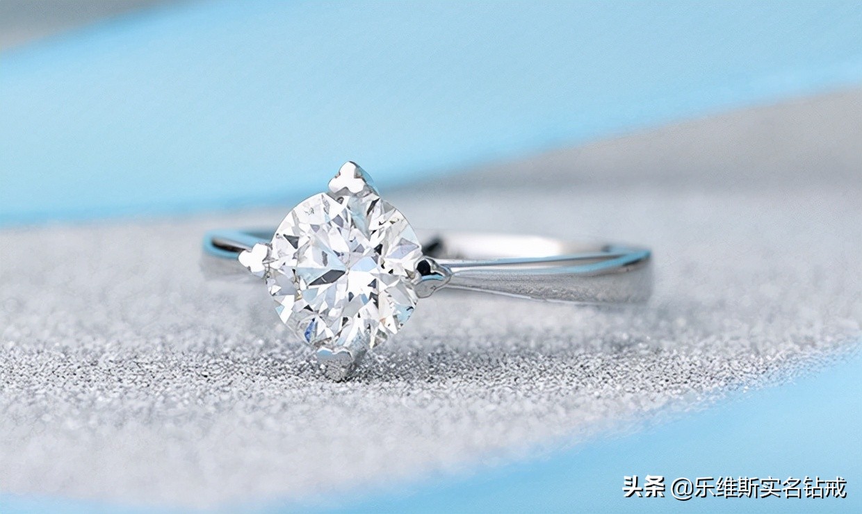 白金婚戒掉色嗎？能帶著游泳嗎？婚戒買白金的是否牢靠？
