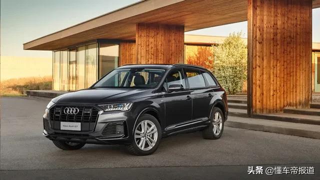 98萬元.奧迪q7 55 tfsi quattro s尊貴型配備了奧迪sq7外觀升級套件.