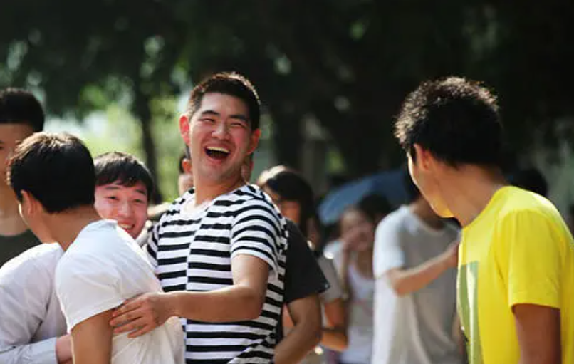 ​2021高考难度系数有多高？听听考生们的回答，叫人心疼不已