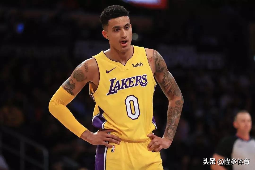 nba2017選秀順位名單（17屆選秀得分排行榜，狀元富爾茨隱退，13順位逆襲塔圖姆）