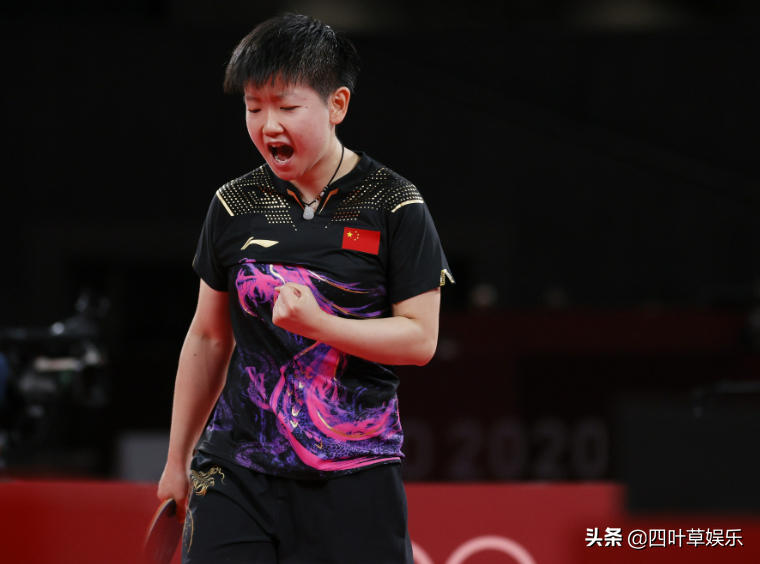 64位娱乐圈名人参加艺德培训班，教学重点包含法律法规与党史学习