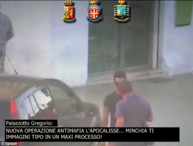 为什么意大利黑手党杀人前，要和被害人接吻？