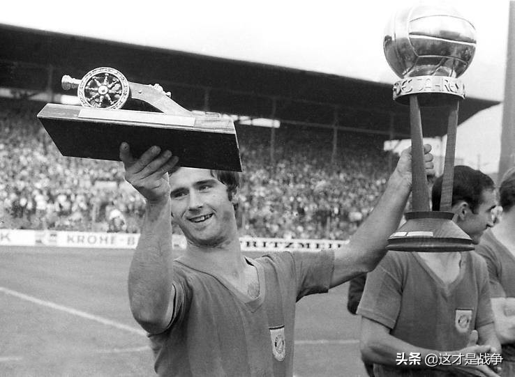 梅西C罗金球奖之争（梅西和C罗的竞争结束了，C罗输了，因为年龄，他很难再有翻盘可能）