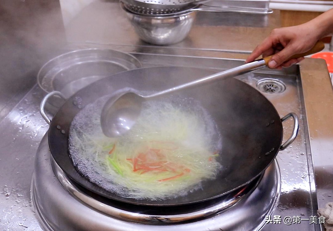 涼拌土豆絲,涼拌土豆絲的家常做法