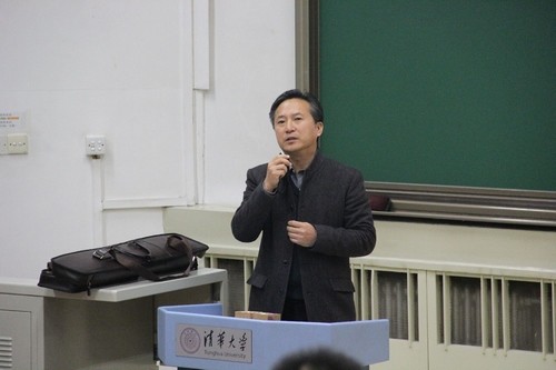 大学老师工资曝光，收入远超小学老师，难怪名校生挤破脑袋也要去