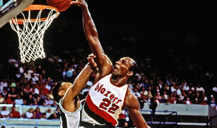 nba球星的綽號都有什么（NBA歷史上的二十大經典球員綽號）