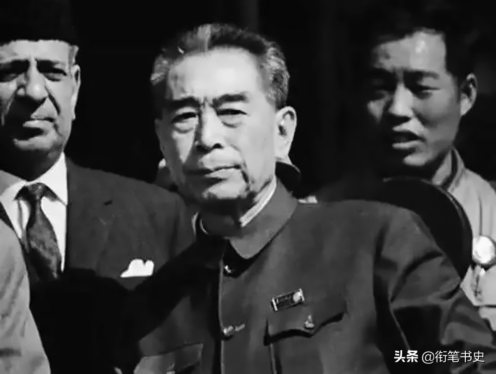 1952年，日本右翼在长崎扯下一面五星红旗，周恩来：绝不容忍