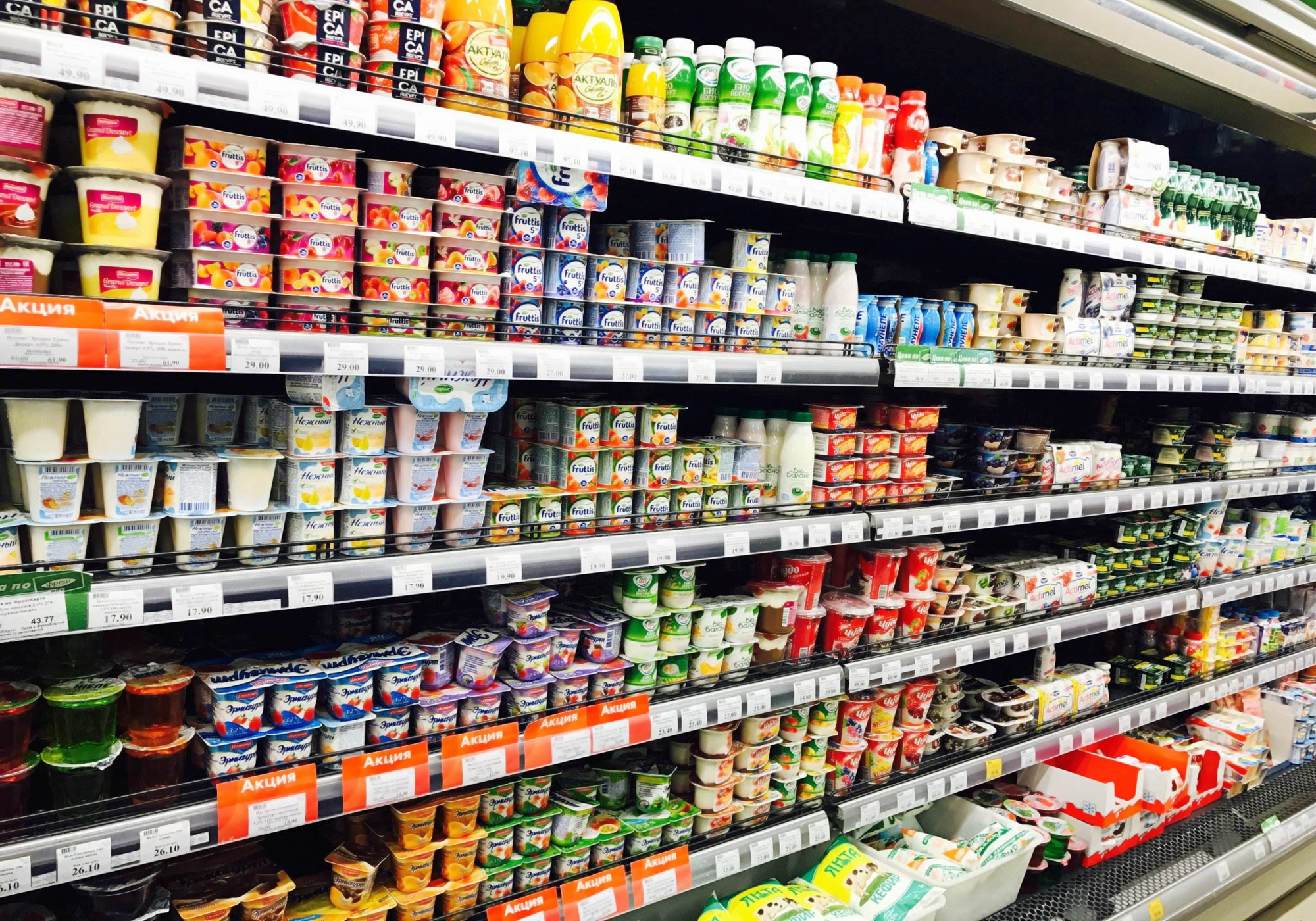 超市热销的酸奶产品中,这几种营养师不建议给宝宝买