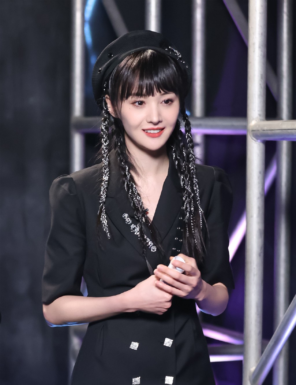 郑爽经纪人道歉(郑爽原经纪公司) - 泉兴百科