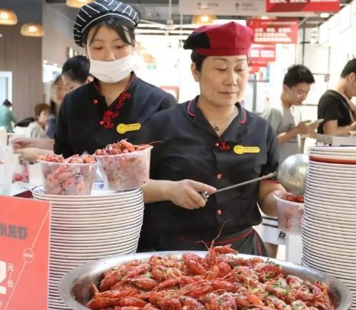 “大学食堂排行榜”出炉，网红食堂不是吹的，考上可能会胖十斤