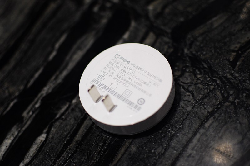 智能联动 米家智能光感夜灯