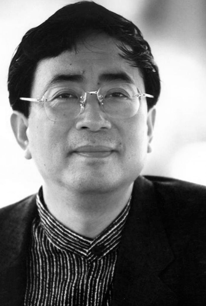 余秋雨散文关于夏天(余秋雨散文我在等你) _晶羽科技