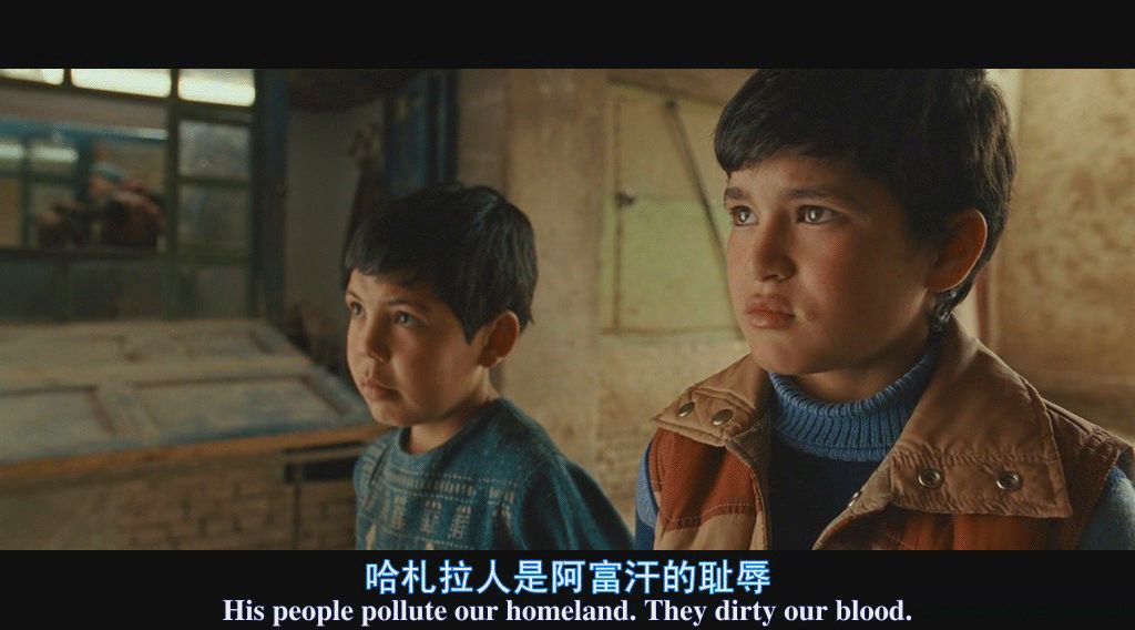 兄弟被强暴，他假装没看见：千万别当爱的炮灰，叫人心疼