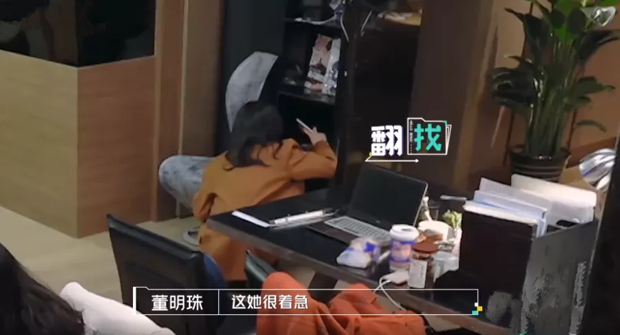 张翰临阵换题难哭实习生，给明星打工，到底有多难？