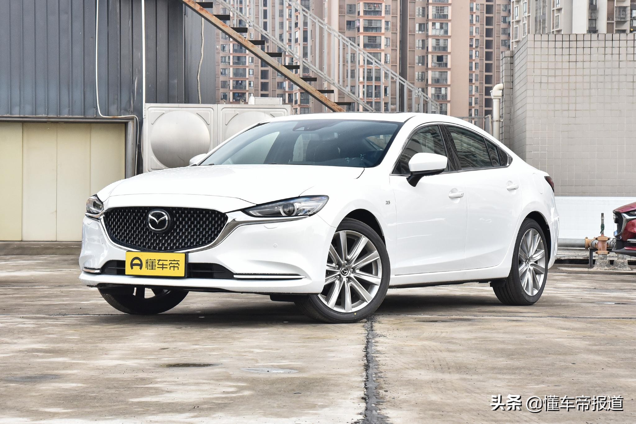 新车 | 配置调整，售21.88万-24.98万元，2021款别克君威GS上市