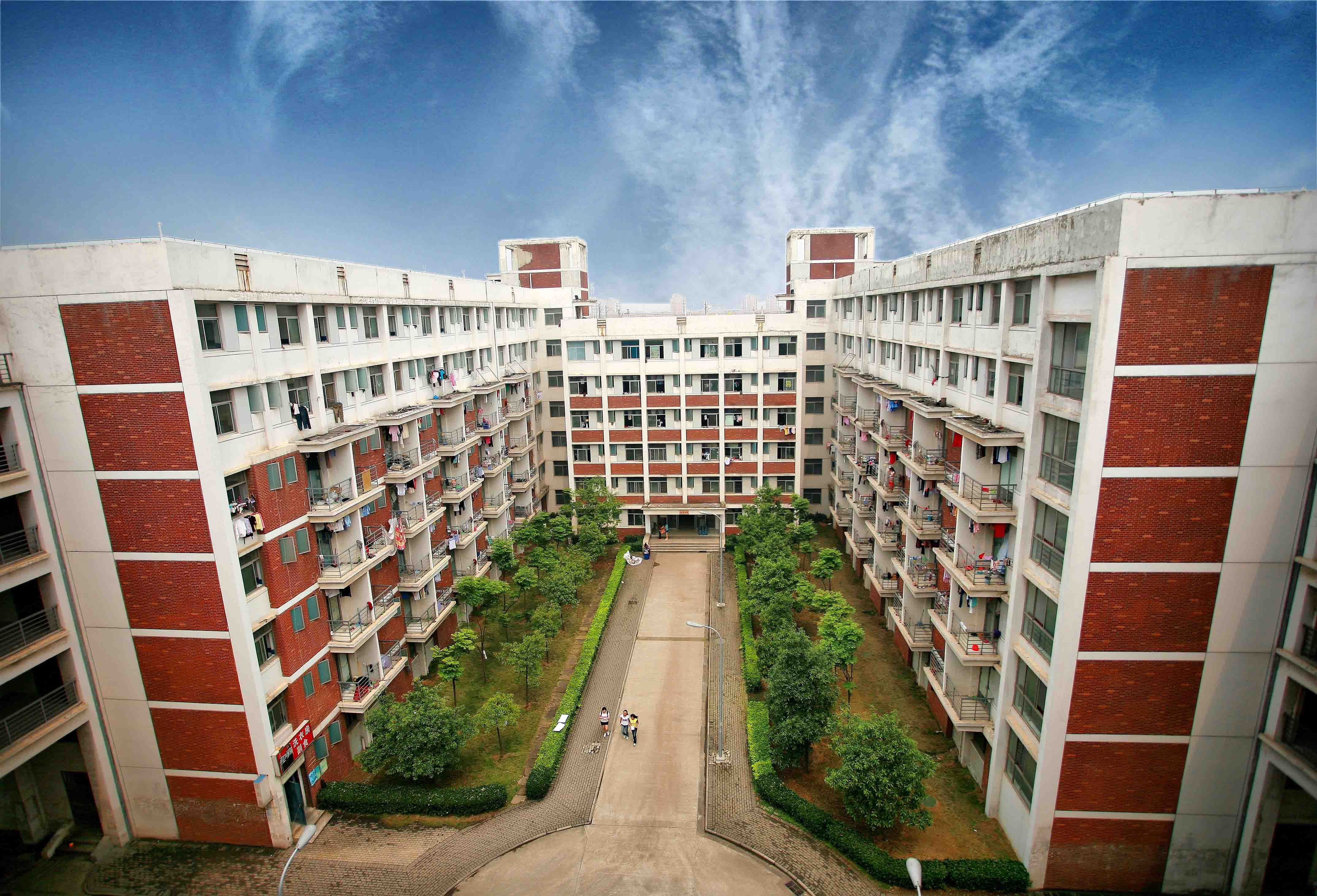 2019年武汉外语外事职业学院志愿填报指南