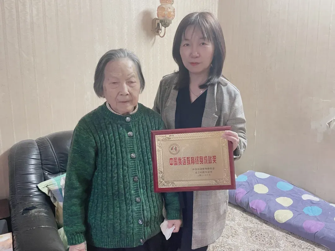 传奇!这9位中国人:斩获各自领域“终身成就奖”,还来自同所名校!