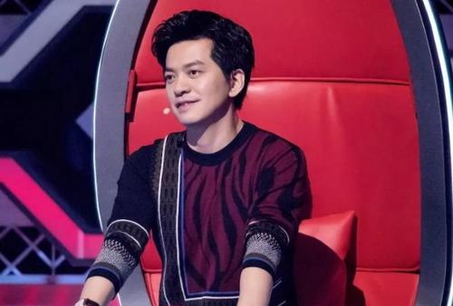 《风吹麦浪》李健：清华毕业，平步青云背后，得益于这3个女人