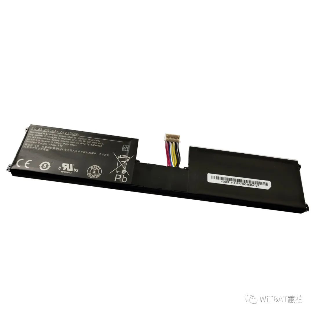 拆解諾基亞Lumia 2520鍵盤SU-42更換電池攻略