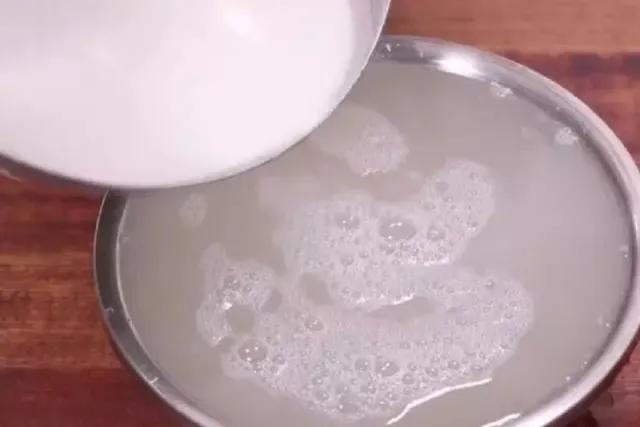 小麦淀粉可以制作凉皮吗？凉皮怎么做好吃，大厨：教你正确做法