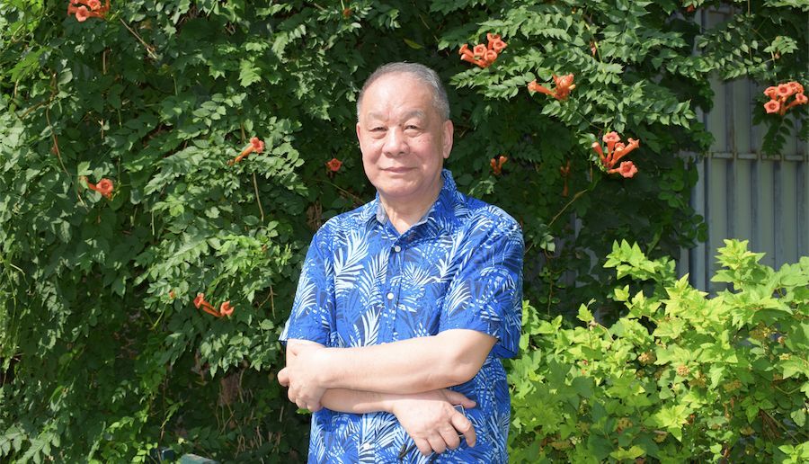 刘心武坦陈_易中天比我讲得好!他在析解红楼梦期间,爱妻离世