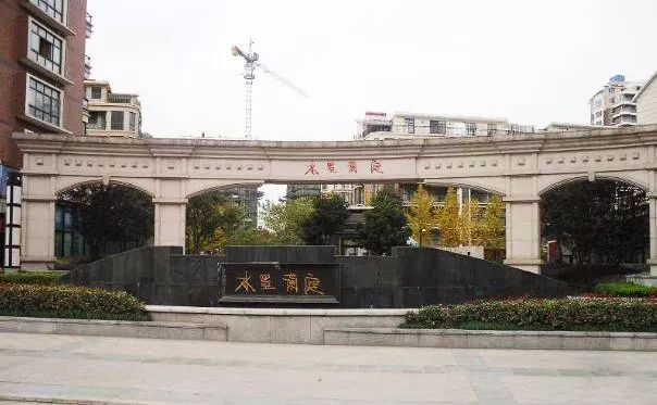 年薪20万孩子上不起学？合肥TOP10学区房or上民办究竟有多贵？