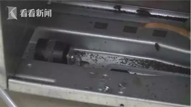 冰箱不制冷,维修人员打开机身一看……头皮发麻!