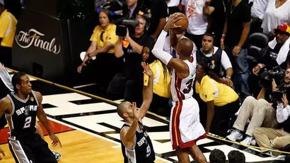 nba十大强队（NBA历史最强的十支球队）