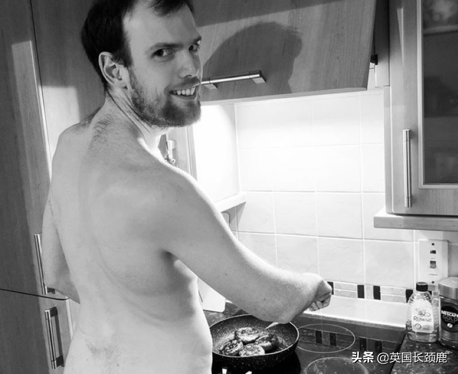 全部脱掉！英国赤裸主义兴起，以后再也不用洗衣服了？