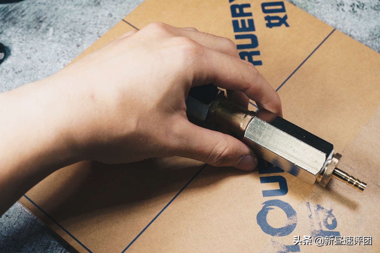 200元加一个锅，在家自制滴胶和硅胶模具用 负压真空机