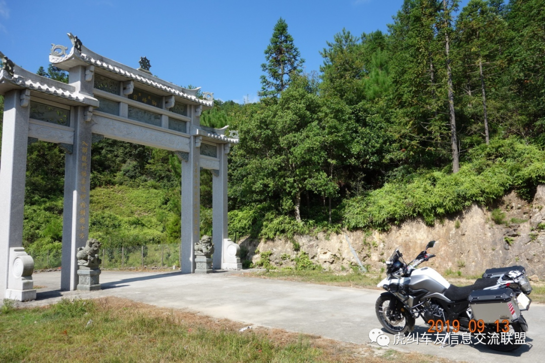 行驶二年二万公里的珠峰凯越500X摩托使用体验（静态篇）