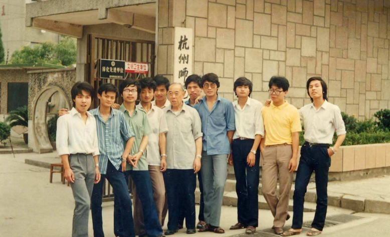 马云：路遥《人生》改变了我的人生！曾三次高考落榜，蹬三轮谋生