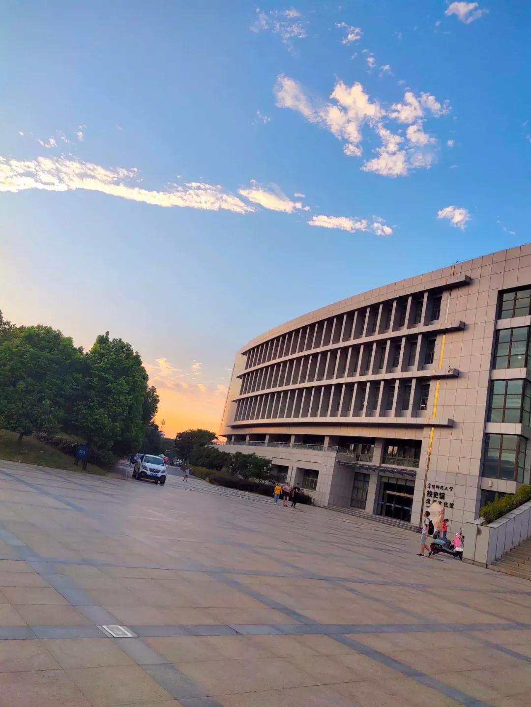 阜阳师范学院是二本还是一本「阜阳师范学院什么时候升二本的」