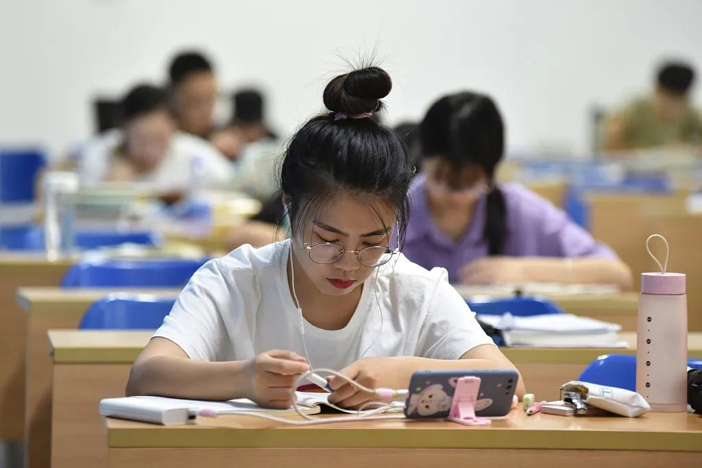 本科论文大抽检，大学生瑟瑟发抖？