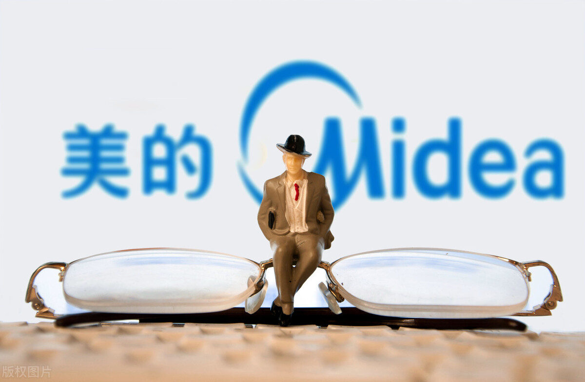 美的创始人何享健，个人财富2250亿元，胡润中国富豪榜排名第六