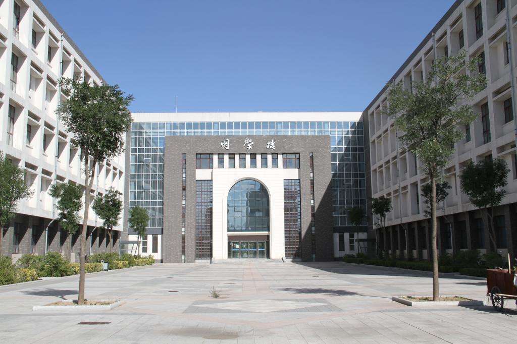 该校为华北地区工科顶级强校，更名引发巨大争议